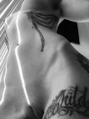 Comicbookgirl19 / DanikaXIX / pirateflagnislandgirl nude photo #0244