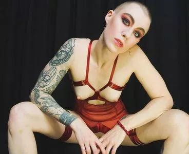 Comicbookgirl19 / DanikaXIX / pirateflagnislandgirl nude photo #0277