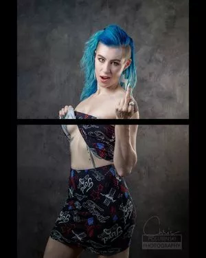 Comicbookgirl19 / DanikaXIX / pirateflagnislandgirl nude photo #0310