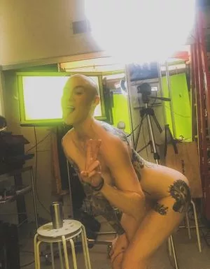 Comicbookgirl19 / DanikaXIX / pirateflagnislandgirl nude photo #0325