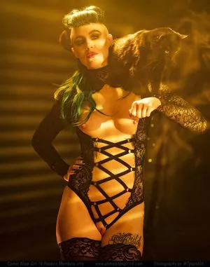 Comicbookgirl19 / DanikaXIX / pirateflagnislandgirl nude photo #0398