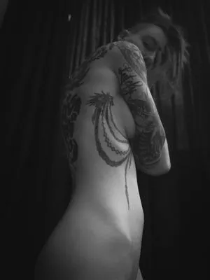 Comicbookgirl19 / DanikaXIX / pirateflagnislandgirl nude photo #0495