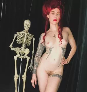 Comicbookgirl19 / DanikaXIX / pirateflagnislandgirl nude photo #0535