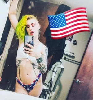 Comicbookgirl19 / DanikaXIX / pirateflagnislandgirl nude photo #0660