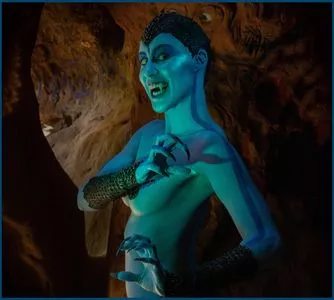 Comicbookgirl19 / DanikaXIX / pirateflagnislandgirl nude photo #0671