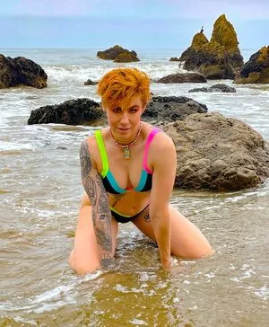 Comicbookgirl19 / DanikaXIX / pirateflagnislandgirl nude photo #0714