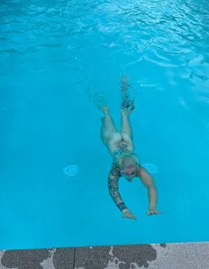 Comicbookgirl19 / DanikaXIX / pirateflagnislandgirl nude photo #0759