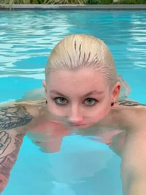 Comicbookgirl19 / DanikaXIX / pirateflagnislandgirl nude photo #0760