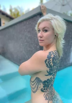 Comicbookgirl19 / DanikaXIX / pirateflagnislandgirl nude photo #0770