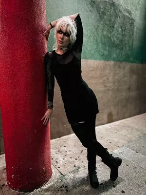 Comicbookgirl19 / DanikaXIX / pirateflagnislandgirl nude photo #0824