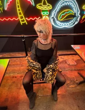 Comicbookgirl19 / DanikaXIX / pirateflagnislandgirl nude photo #0830