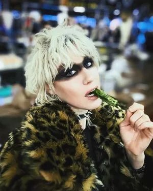 Comicbookgirl19 / DanikaXIX / pirateflagnislandgirl nude photo #0835