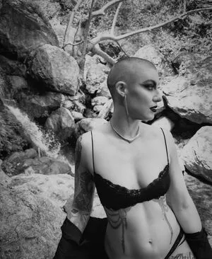 Comicbookgirl19 / DanikaXIX / pirateflagnislandgirl nude photo #0889