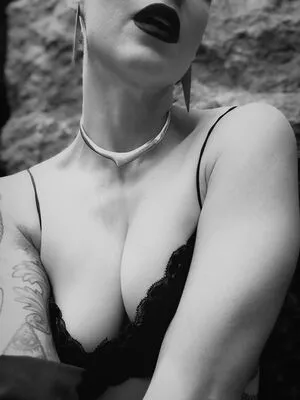 Comicbookgirl19 / DanikaXIX / pirateflagnislandgirl nude photo #0901