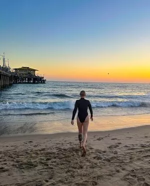 Comicbookgirl19 / DanikaXIX / pirateflagnislandgirl nude photo #0975