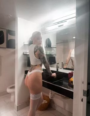 Comicbookgirl19 / DanikaXIX / pirateflagnislandgirl nude photo #0993