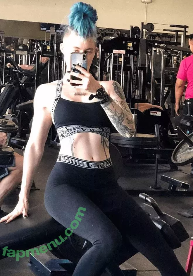 Comicbookgirl19 nude photo #0196 (DanikaXIX / pirateflagnislandgirl)