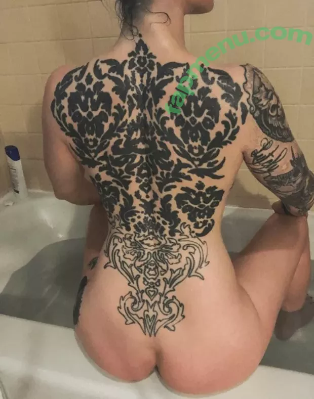 Comicbookgirl19 nude photo #0197 (DanikaXIX / pirateflagnislandgirl)