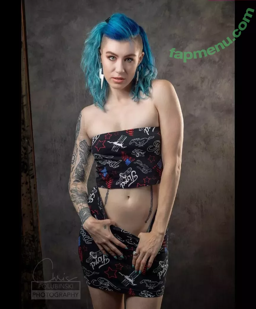 Comicbookgirl19 nude photo #0301 (DanikaXIX / pirateflagnislandgirl)