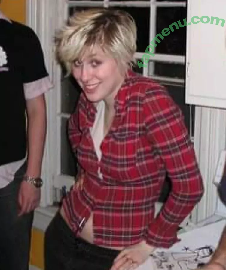 Comicbookgirl19 nude photo #0327 (DanikaXIX / pirateflagnislandgirl)