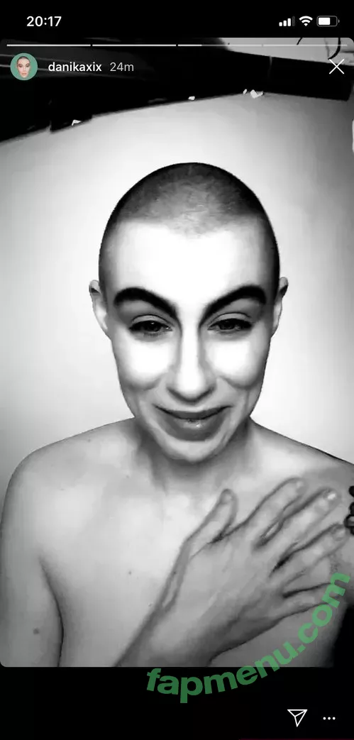 Comicbookgirl19 nude photo #0357 (DanikaXIX / pirateflagnislandgirl)