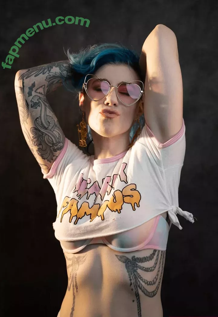 Comicbookgirl19 nude photo #0362 (DanikaXIX / pirateflagnislandgirl)