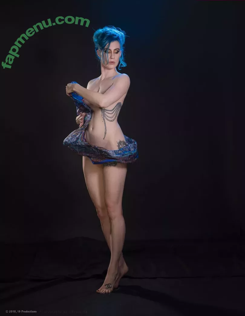 Comicbookgirl19 nude photo #0402 (DanikaXIX / pirateflagnislandgirl)