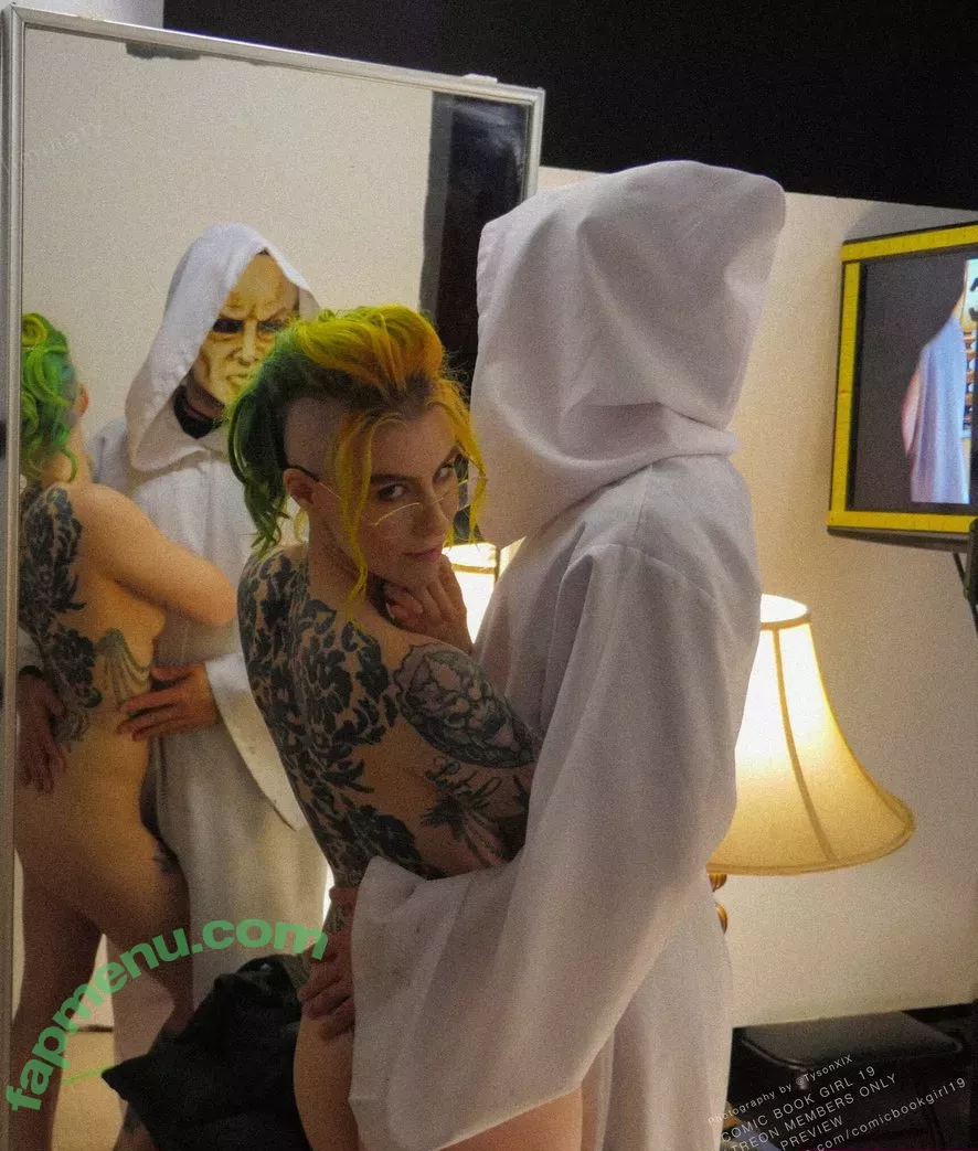 Comicbookgirl19 nude photo #0444 (DanikaXIX / pirateflagnislandgirl)