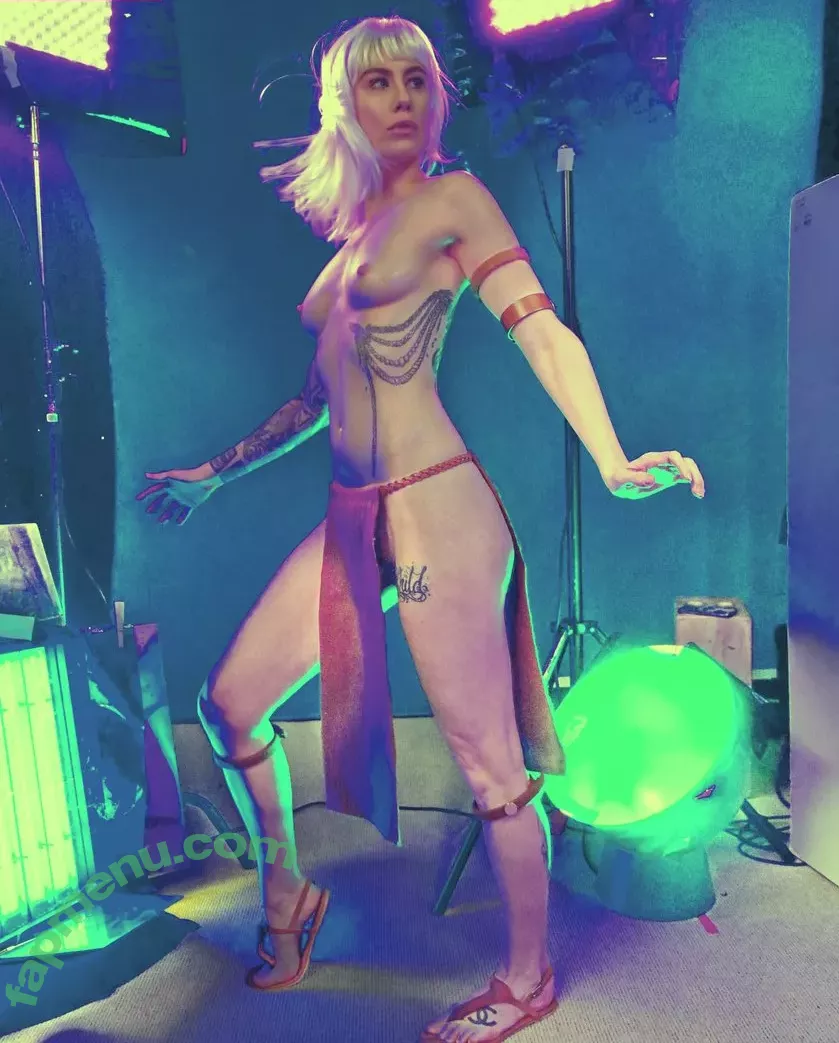 Comicbookgirl19 nude photo #0456 (DanikaXIX / pirateflagnislandgirl)