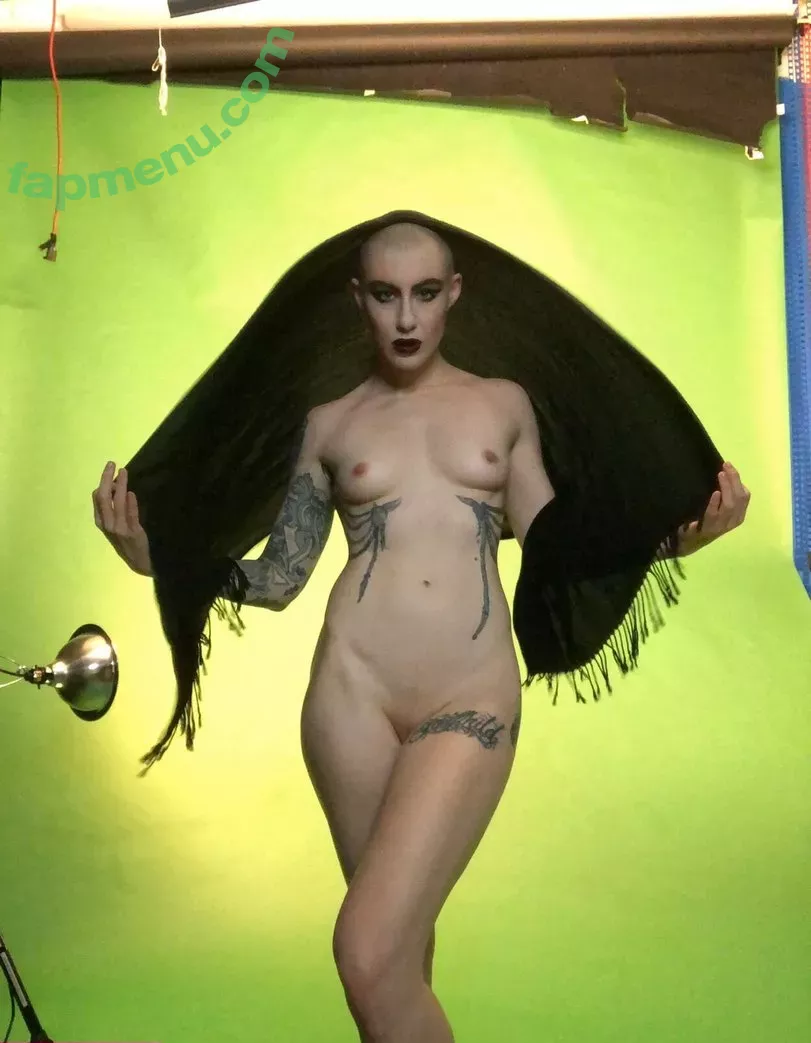 Comicbookgirl19 nude photo #0512 (DanikaXIX / pirateflagnislandgirl)