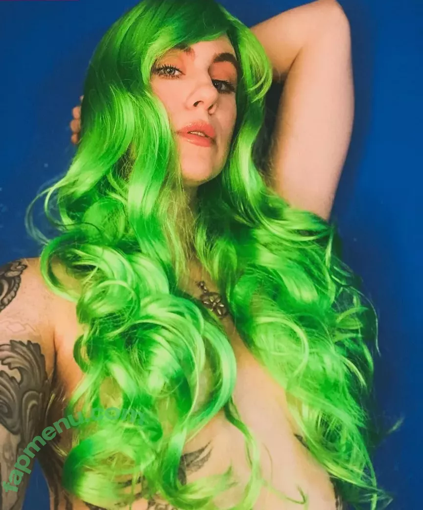 Comicbookgirl19 nude photo #0520 (DanikaXIX / pirateflagnislandgirl)