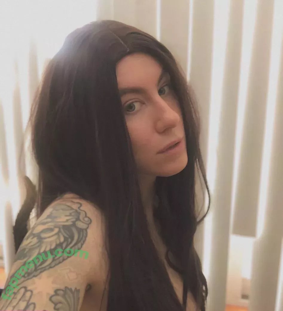 Comicbookgirl19 nude photo #0533 (DanikaXIX / pirateflagnislandgirl)