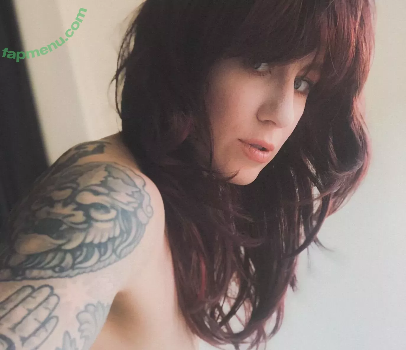 Comicbookgirl19 nude photo #0537 (DanikaXIX / pirateflagnislandgirl)