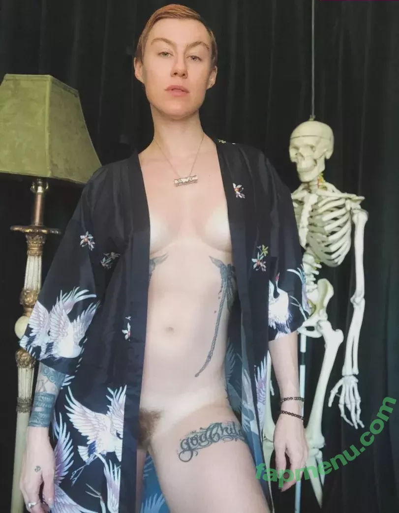 Comicbookgirl19 nude photo #0594 (DanikaXIX / pirateflagnislandgirl)