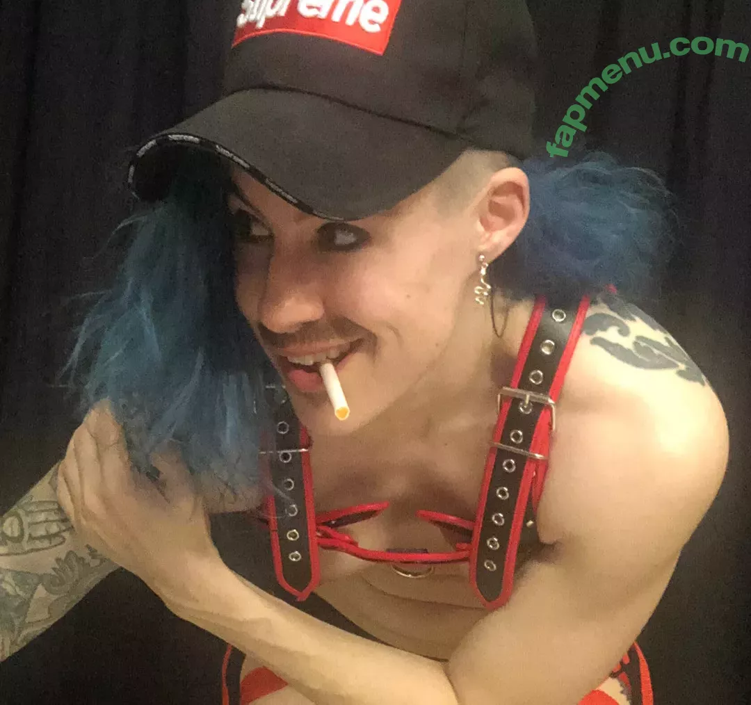 Comicbookgirl19 nude photo #0640 (DanikaXIX / pirateflagnislandgirl)