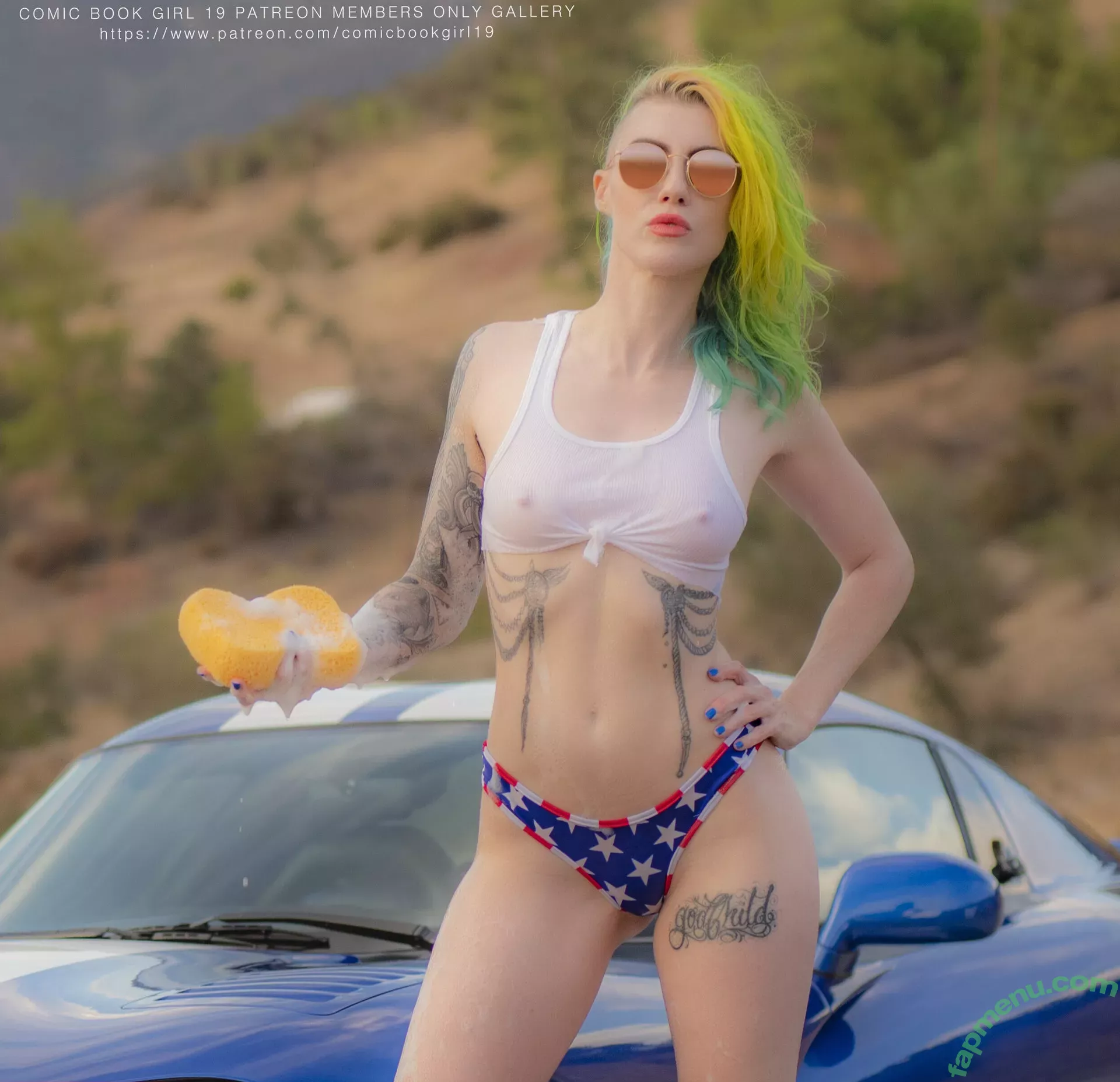 Comicbookgirl19 nude photo #0648 (DanikaXIX / pirateflagnislandgirl)