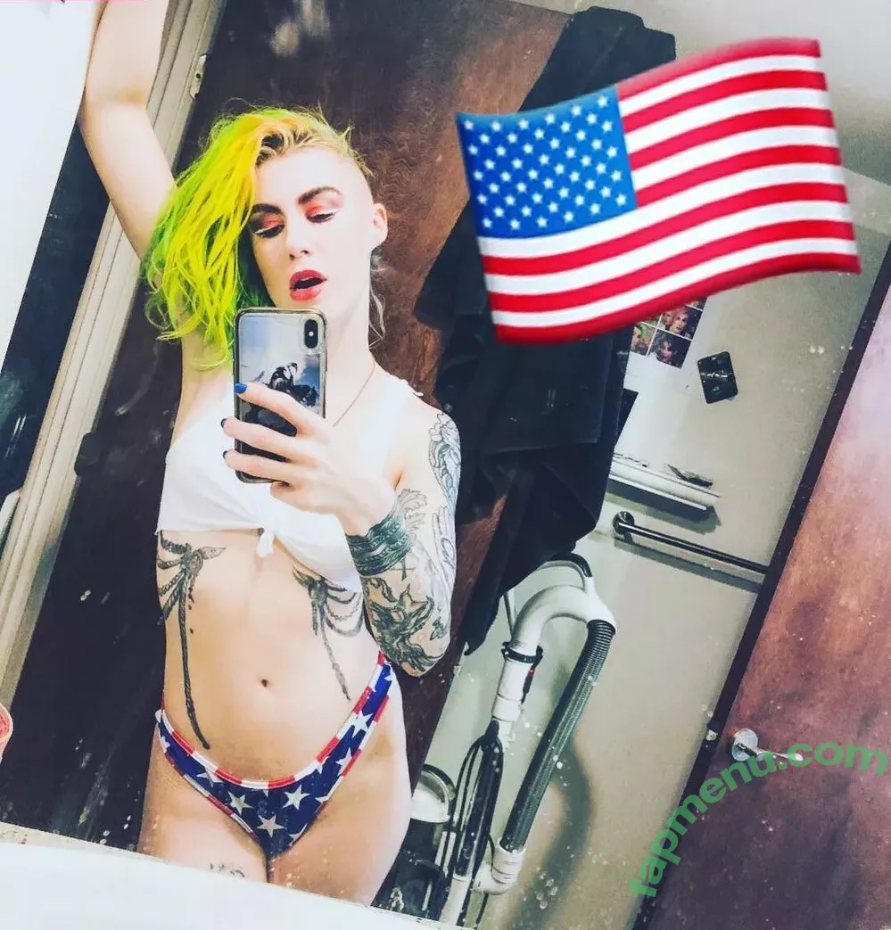 Comicbookgirl19 nude photo #0660 (DanikaXIX / pirateflagnislandgirl)