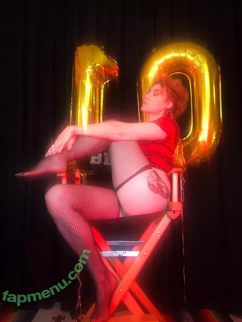 Comicbookgirl19 nude photo #0701 (DanikaXIX / pirateflagnislandgirl)