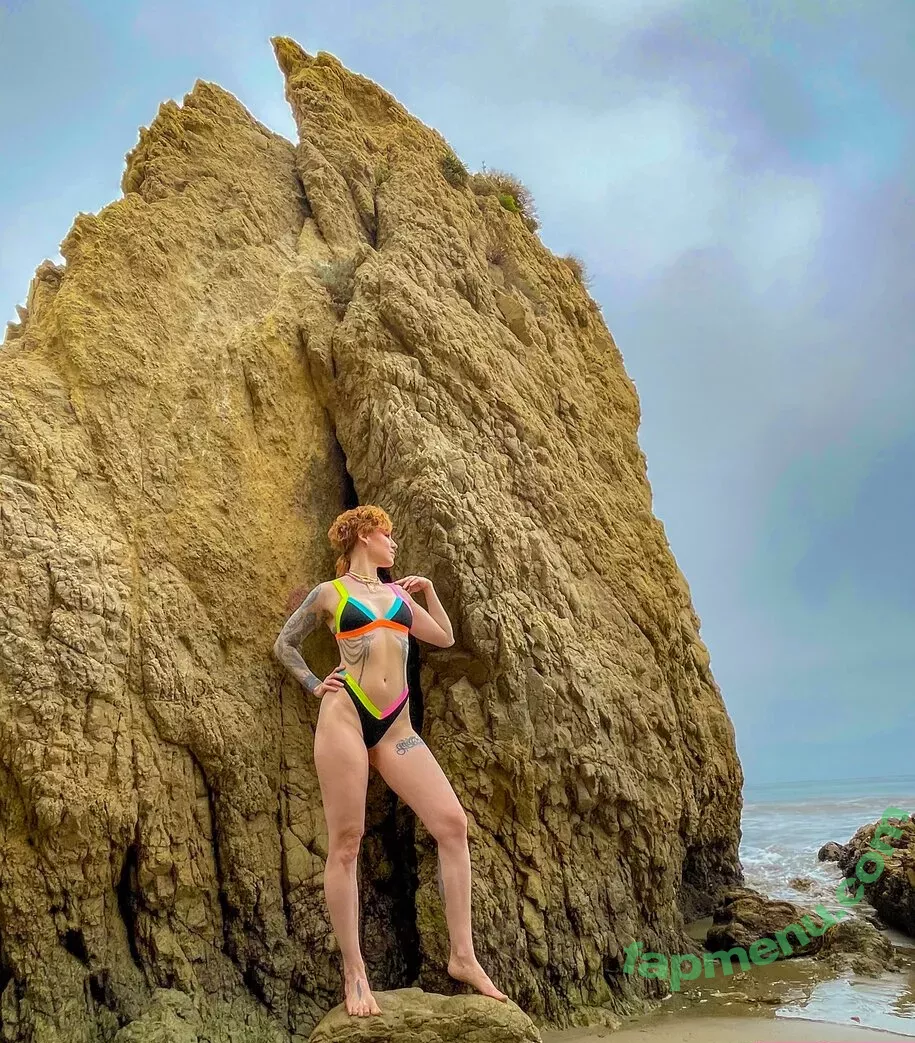 Comicbookgirl19 nude photo #0710 (DanikaXIX / pirateflagnislandgirl)