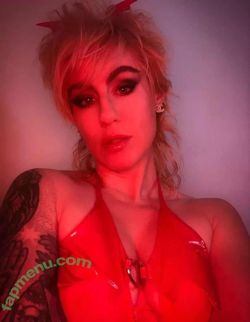 Comicbookgirl19 nude photo #0741 (DanikaXIX / pirateflagnislandgirl)