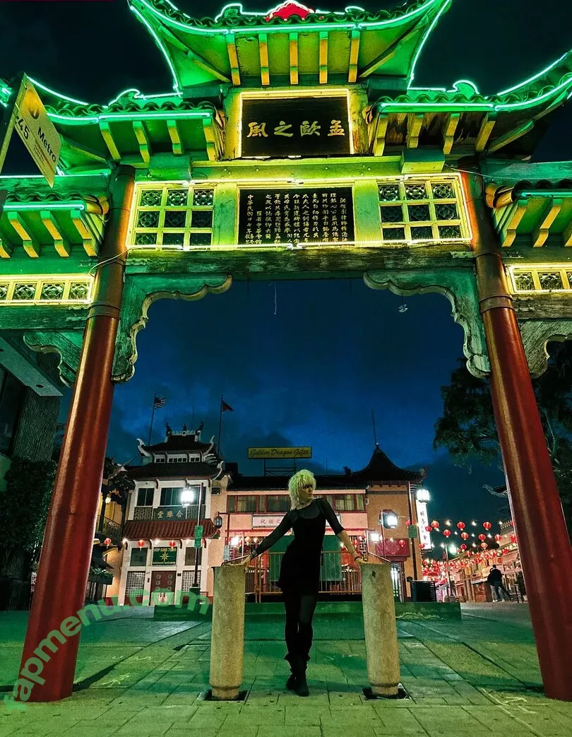 Comicbookgirl19 nude photo #0818 (DanikaXIX / pirateflagnislandgirl)