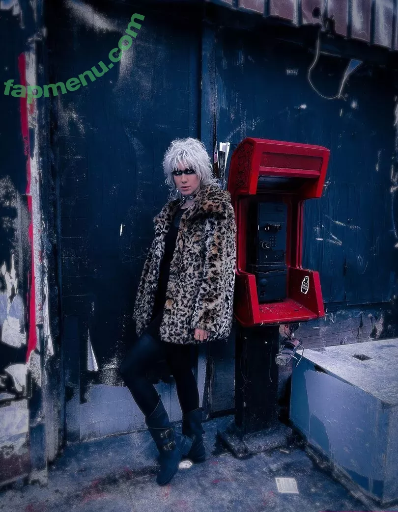 Comicbookgirl19 nude photo #0828 (DanikaXIX / pirateflagnislandgirl)