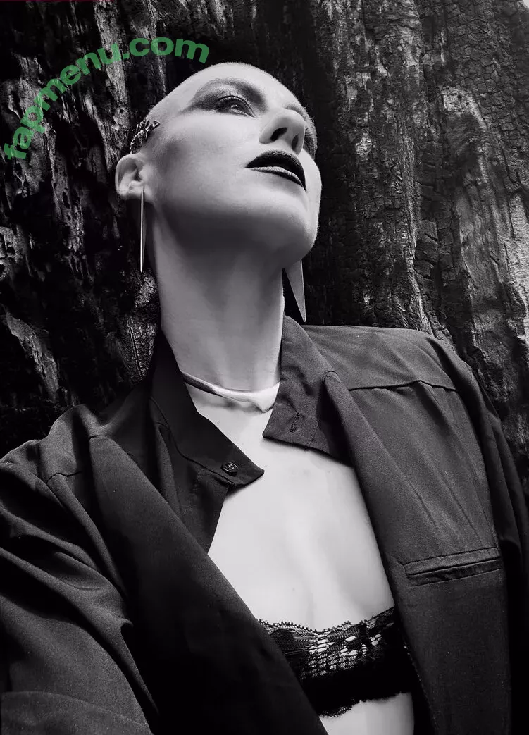 Comicbookgirl19 nude photo #0887 (DanikaXIX / pirateflagnislandgirl)