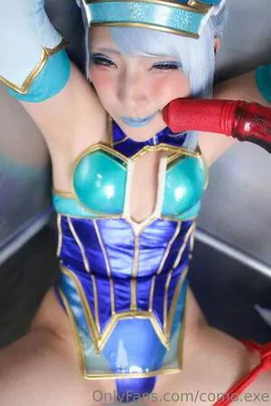 como.exe / Comonun / comofootball nude photo #0344