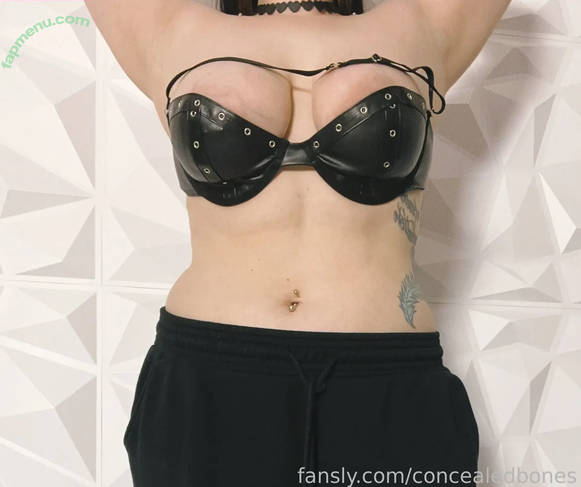 ConcealedBones nude photo #0062 (ConcealedBones)