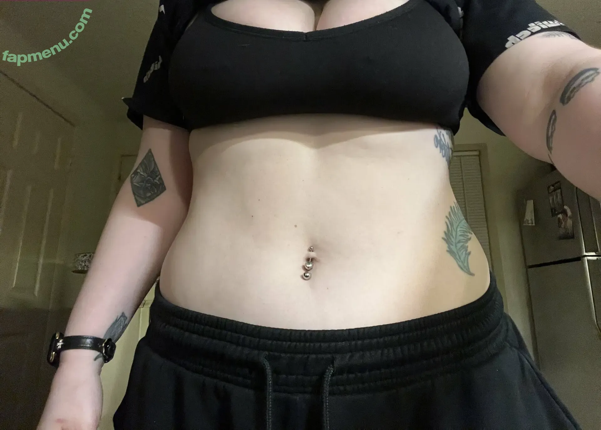 ConcealedBones nude photo #0237 (ConcealedBones)