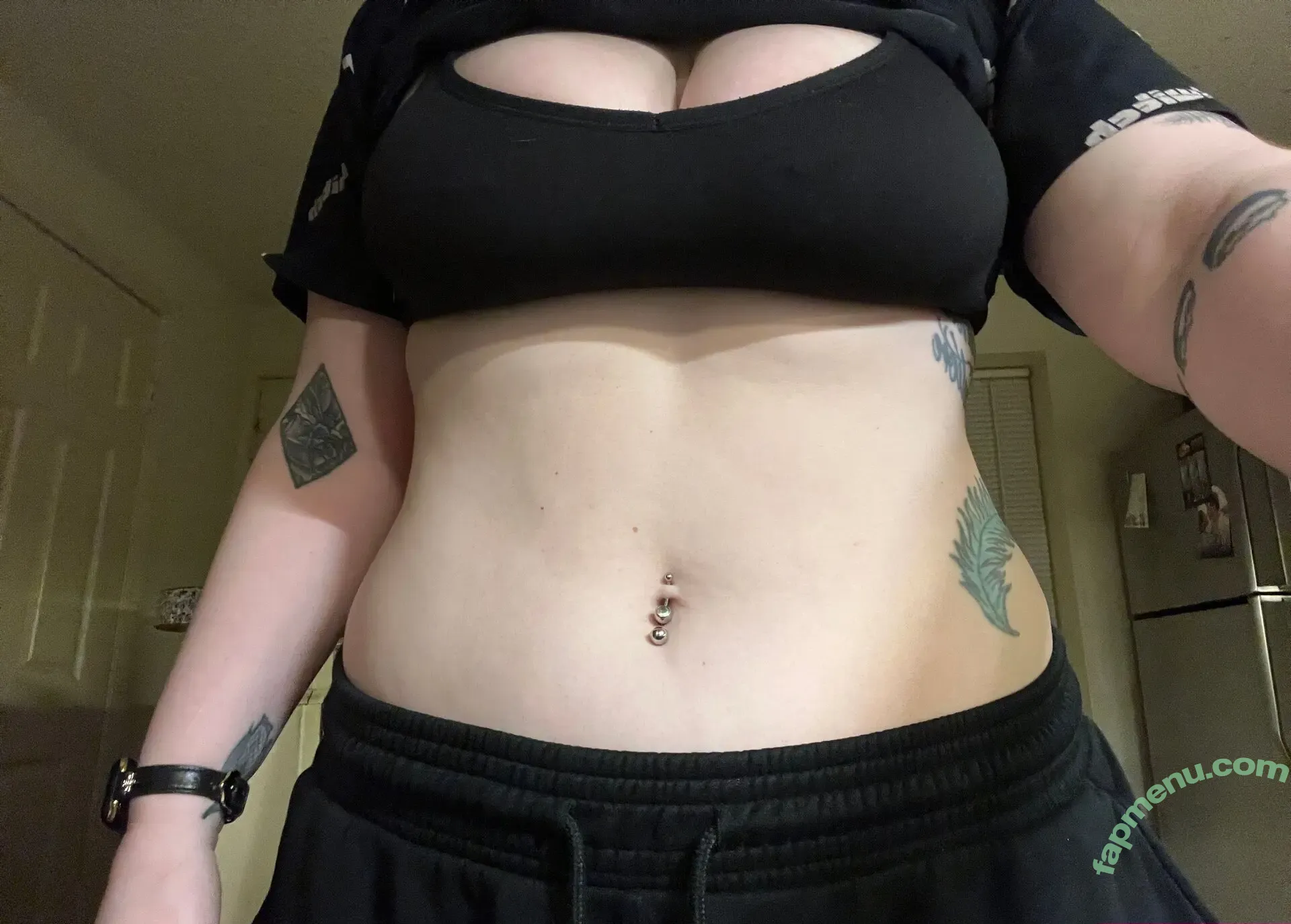 ConcealedBones nude photo #0253 (ConcealedBones)