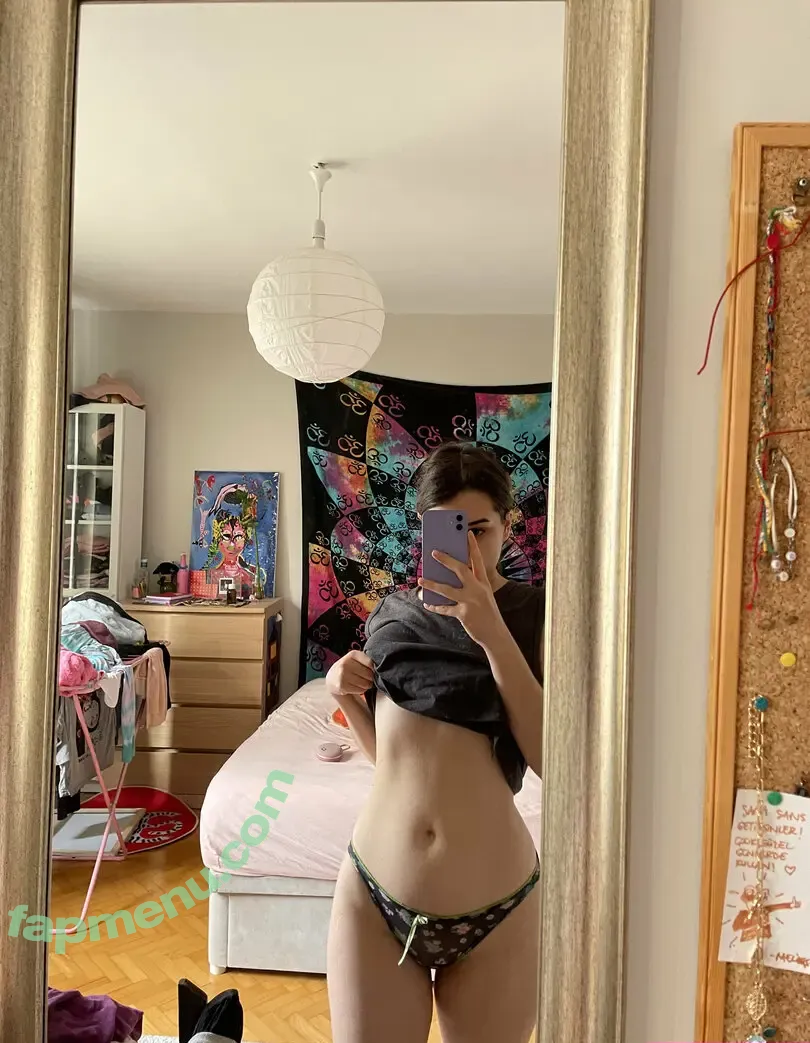 coneyislandbaby nude photo #0036 (Bade Yaprak / badeyaprak / coneyislandbaby33 / coneyislandbebi)