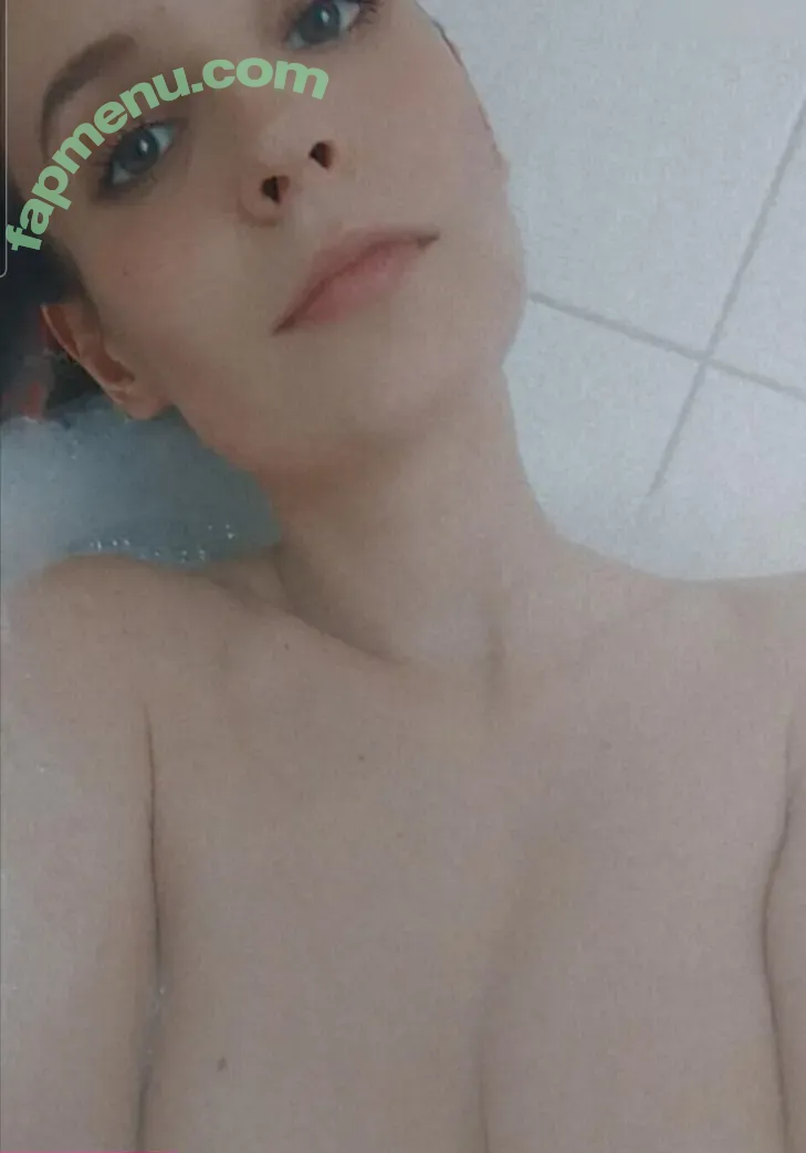 Confu nude photo #0036 (confunextdoor)