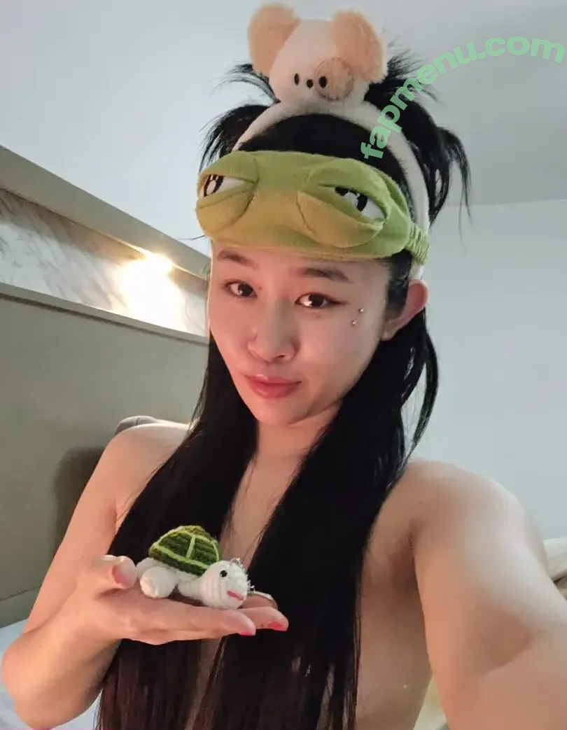 Connie Han nude photo #0117 (conniehanjazz)